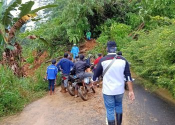 Longsor di Tobongon, Jalur Modayag-Lanud tak Bisa Dilalui Kendaraan