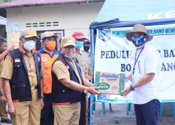 Pemkab Bolmut Bantu Korban Banjir Bandang Bone Bolango