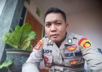 “Selamatkan Kami dari Corona”, Lagu Ciptaan Anggota Polisi Berpangkat Bripka yang Viral