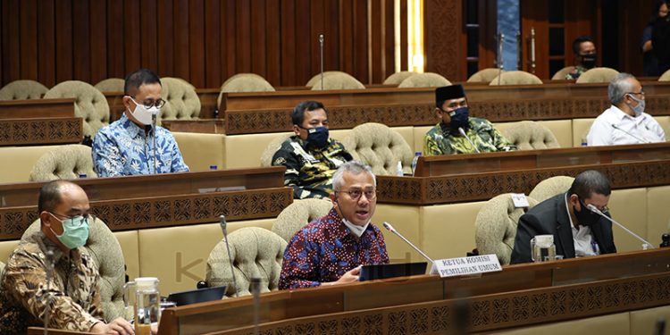 DPR, Pemerintah dan Penyelenggara Pemilu Sepakat 500 Pemilih per TPS