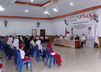 Ribuan Siswa dan Mahasiswa di Kotamobagu Terima Bantuan Anak Asuh