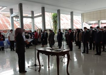 Rolling Pejabat, Tatong Bara Percayakan Birokrat Muda Pegang Jabatan Eselon II