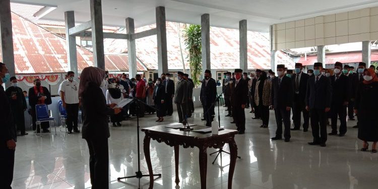 Rolling Pejabat, Tatong Bara Percayakan Birokrat Muda Pegang Jabatan Eselon II