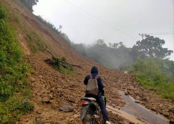 Hati-hati! Ada Longsor di Jalur Modayag-Lanud