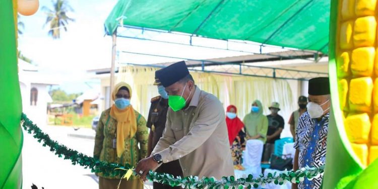 Bupati Resmikan Pasar Rakyat Sangkub