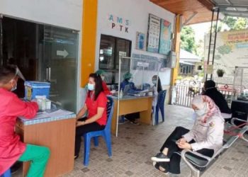 Hari Ketiga, Vaksinasi Covid-19 Sasar Tenaga Kesehatan di Puskesmas Gogagoman