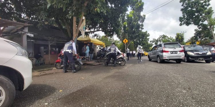 Respon Keluhan Masyarakat, Dishub Tertibkan Parkir Liar di Jalan Suprapto