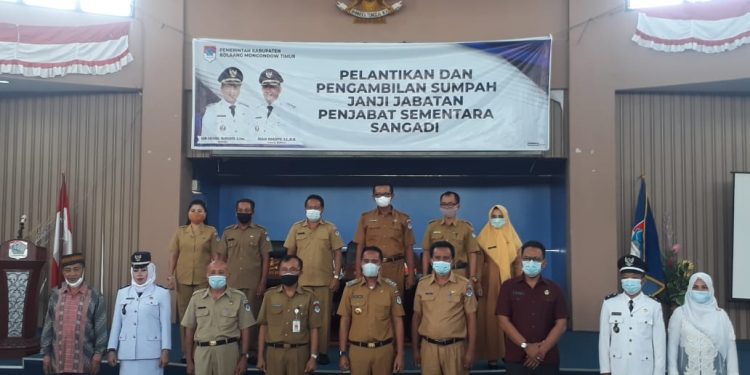 Badai Mutasi Pejabat Boltim Berlanjut, Lima Pejabat Struktural dan Dua Kepsek Dilantik