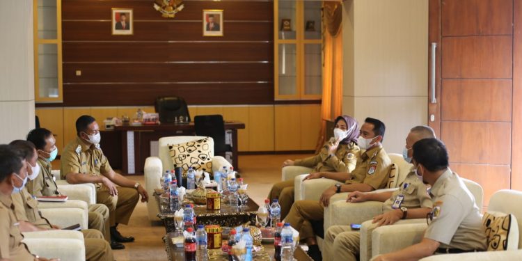 Tatong – Sachrul Bahas Soal Ring Road dan Tapal Batas Boltim – Kotamobagu