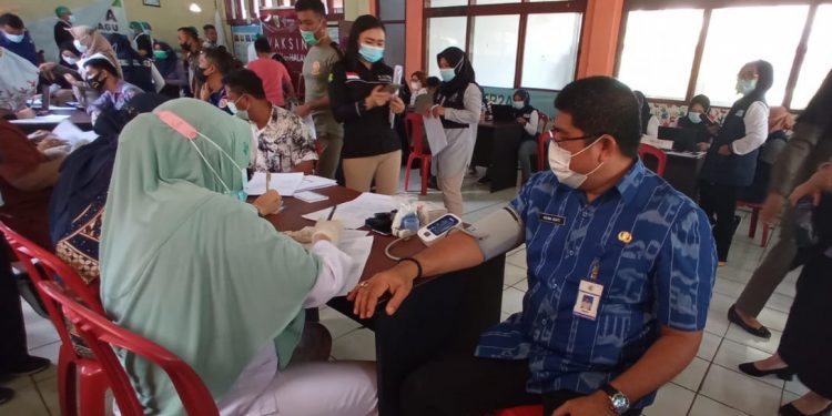22 ASN Setwan Kotamobagu Disuntik Vaksin, Pekan Depan Giliran Anggota DPRD