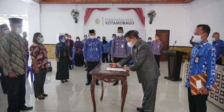 Wakil Wali Kota Lantik 69 Anggota BPD