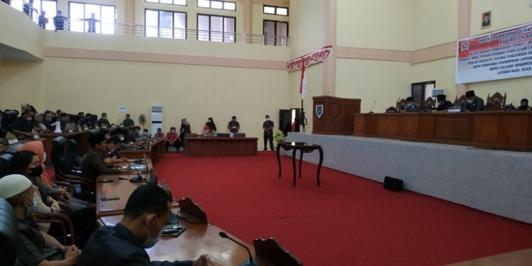 Lima Fraksi Sukseskan LKPj Bupati 2020 lewat Paripurna