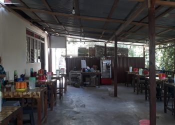 Menu Andalan Kantin Ma’ Niki Pikat Hati Pelanggan