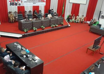 Lewat Sidang Paripurna, DPRD Terima Dokumen LKPj Wali Kota