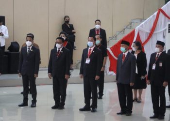 Sachrul-Oskar Hadiri Pelantikan Wali Kota dan Wakil Wali Kota Manado