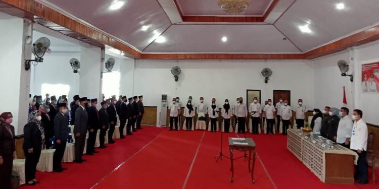 Wali Kota Lantik 125 Pejabat Struktural dan Fungsional