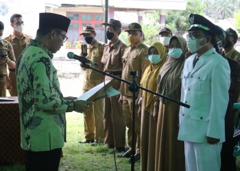 Lantik Penjabat Sangadi Buyat II, Bupati: Jabatan ini adalah Amanah