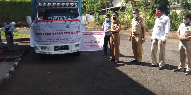 Bantuan Beras Mulai Disalurkan, Sekda Imbau Pembagian Wajib Terapkan Prokes