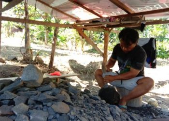 Batu Lesung Buatan Tapri Tembus Pasar Luar Daerah