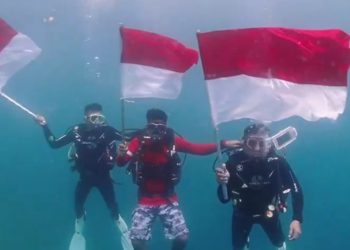 HUT RI ke-76 di Boltim; Pengibaran Bendera Merah Putih Dilakukan di Darat, Laut dan Udara