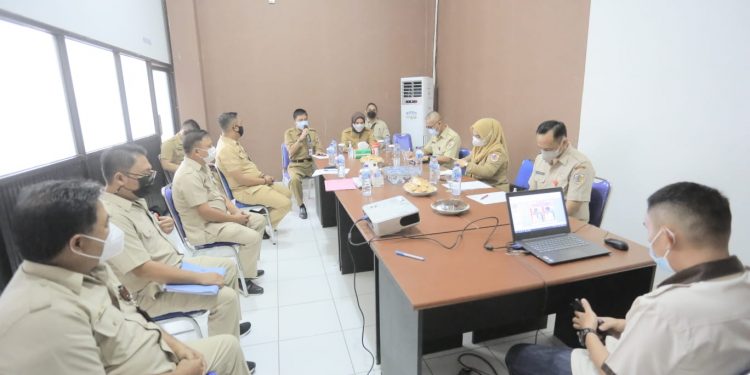 Wali Kota Tatong Bara Kunjungi Dinas Sosial