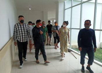 Ketua Komisi IX DPR RI Tinjau Kondisi Bangunan Gedung RS Pratama Boltim