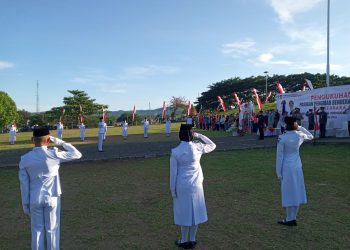 Bupati Kukuhkan Anggota Paskibraka Boltim