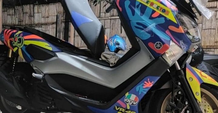 Buka Usaha Cutting Sticker, Risno Raup Keuntungan Jutaan Rupiah