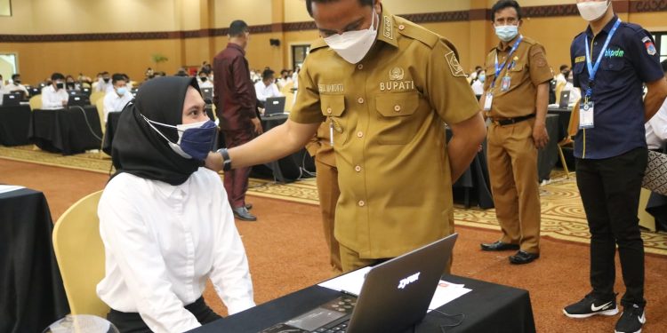 SKD CPNS Boltim; Bupati Harap Banyak Peserta Capai Passing Grade