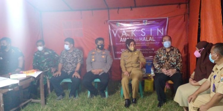 Sore ini, ada Vaksinasi Covid-19 di Gogagoman, Bungko dan Poyowa Kecil