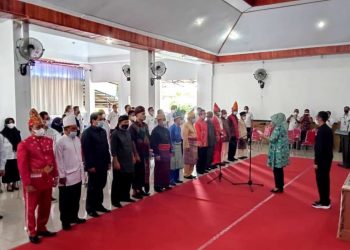 Tatong Bara Lantik Pengurus FPK Kota Kotamobagu