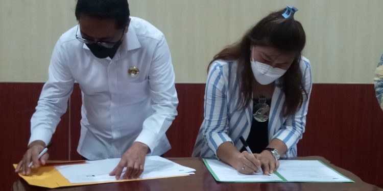 Bupati Tandatangani Kerja Sama dengan PT Kenos Cahaya Bangsa