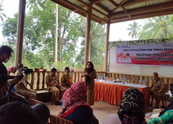 Disperinaker Latih 25 Petani Aren Kotamobagu