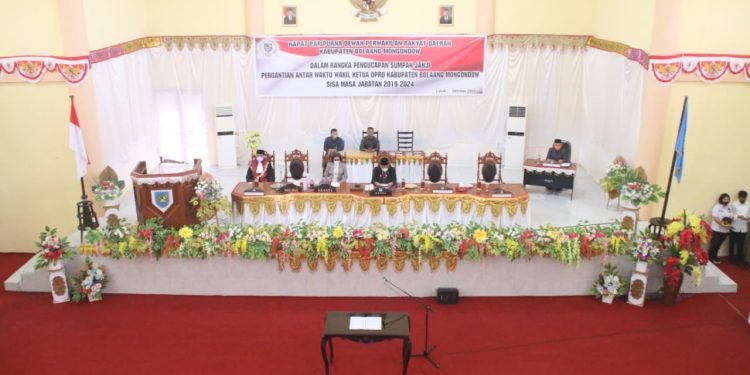 DPRD Bolmong Gelar Paripurna Pengucapan Sumpah Janji PAW Wakil Ketua
