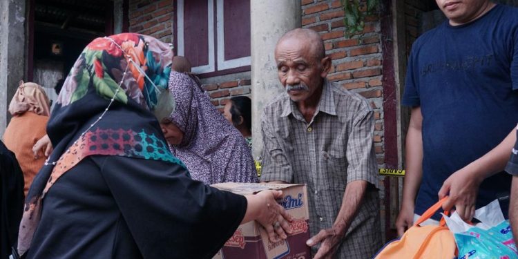 Pemkot Salurkan Bantuan Bagi Korban Kebakaran di Gogagoman