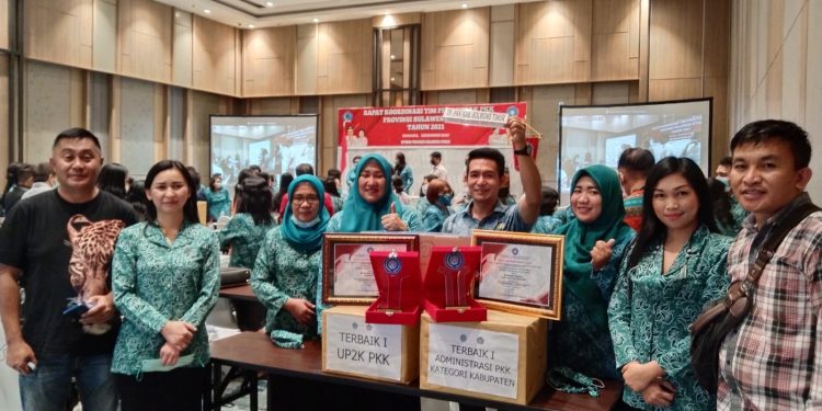 TP-PKK Boltim Boyong Dua Penghargaan di Tingkat Provinsi