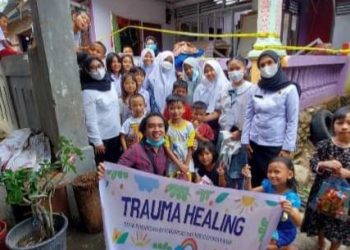 Dinas P3A Kotamobagu Kunjungi Korban Kebakaran di Gogagoman