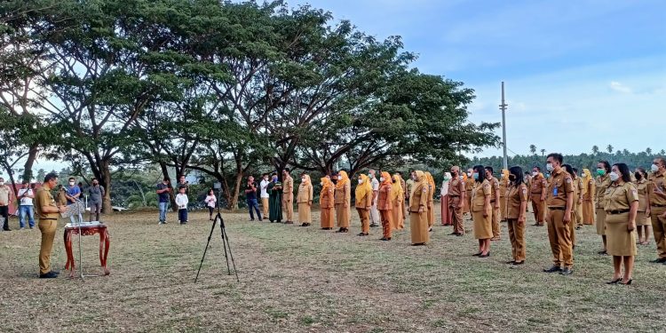 Bupati Boltim Lantik 54 Kepsek, 15 Penilik Sekolah dan Dua Kepala SKB, ini Nama-nama Mereka