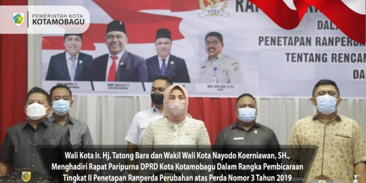 Wali Kota Kotamobagu Hadiri Paripurna Penetapan Ranperda Perubahan RPJMD 2018-2023