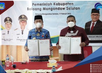 KILAS24.CO BOLSEL — Tingkatkan kualitas pendidikan di Kabupaten Bolaang Mongondow Selatan, Bupati dan Rektor UNG Teken MoU.