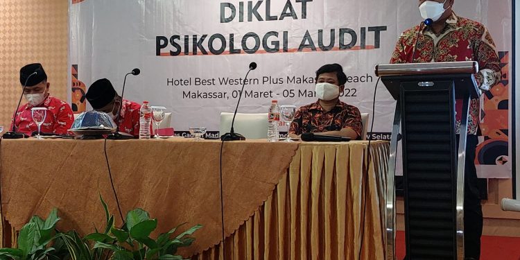 Wabup Bolsel Tutup Kegiatan Diklat Psikologi Audit