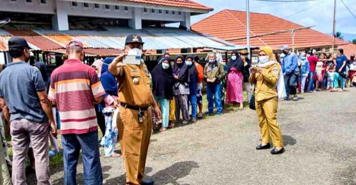 Bantu Masyarakat, Pemkab Boltim Sediakan Minyak Goreng Murah