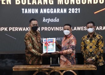 Bupati Boltim Serahkan LKPD Unaudited Kepada Kepala BPK RI Perwakilan Sulut