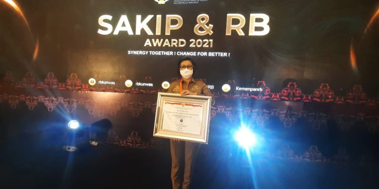 Pemkab Bolmong Raih Nilai B SAKIP 2021