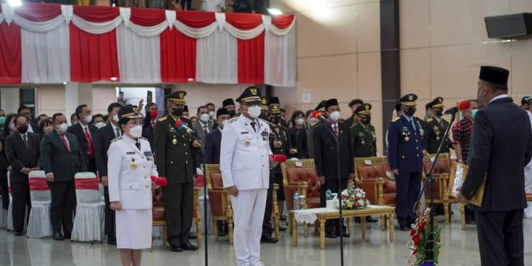 Gubernur Olly Lantik Limi Mokodompit sebagai Pj Bupati Bolmong