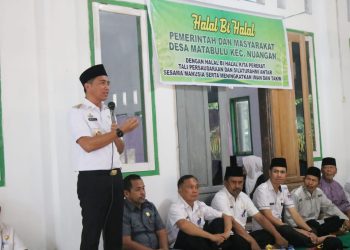 Bupati Boltim Bersama Ketua TP-PKK Hadiri Halal Bihalal di Desa Matabulu