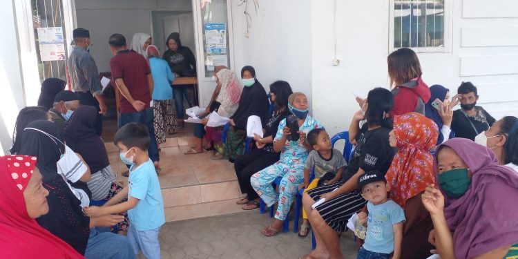 Pemdes Modayag II Kembali  Salurkan BLT DD kepada 113 KPM