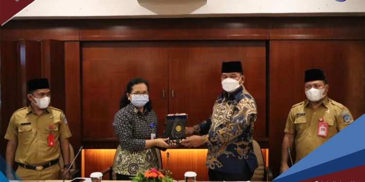 Wabup Bolsel Buka Rapat Forum Monev atas Penyediaan Fasilitas Kesehatan