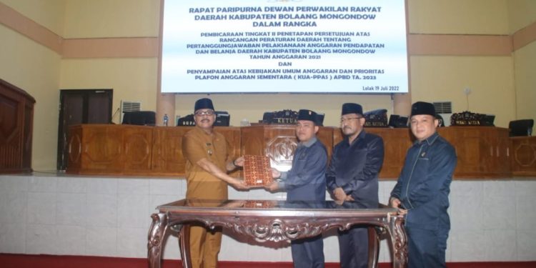 Dua Agenda Rapat Paripurna DPRD Bolmong Sukses Digelar