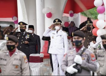 Bupati dan Wabup Ikuti Upacara Peringatan HUT Bhayangkara ke-76 Tahun